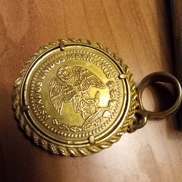 PASOS - Picture 2 of 2